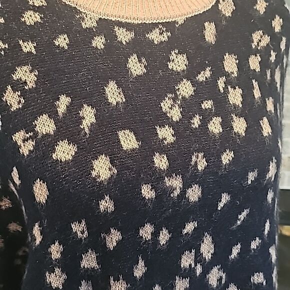 NWT Jessica Simpson sweater - Picture 3 of 5